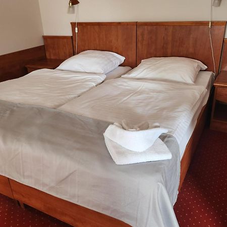 Hotel Dowhan Nowe Eksteriør bilde
