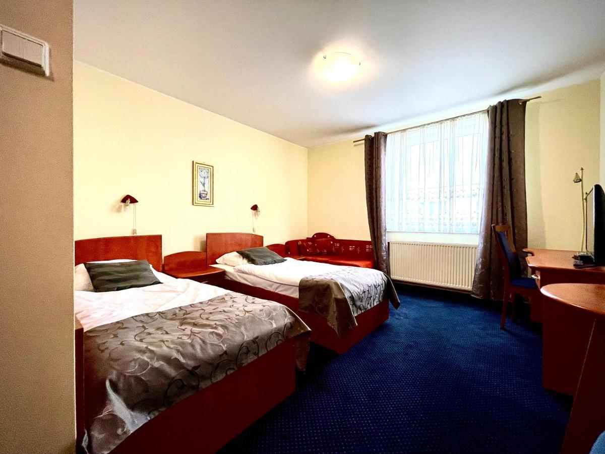 Hotel Dowhan Nowe Eksteriør bilde
