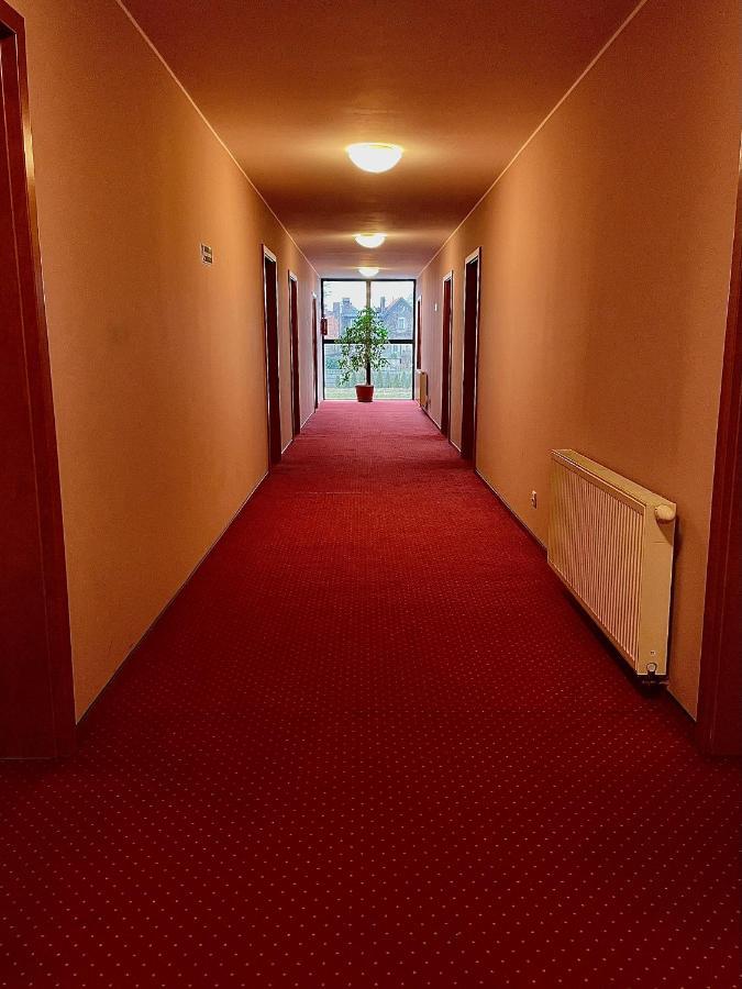 Hotel Dowhan Nowe Eksteriør bilde
