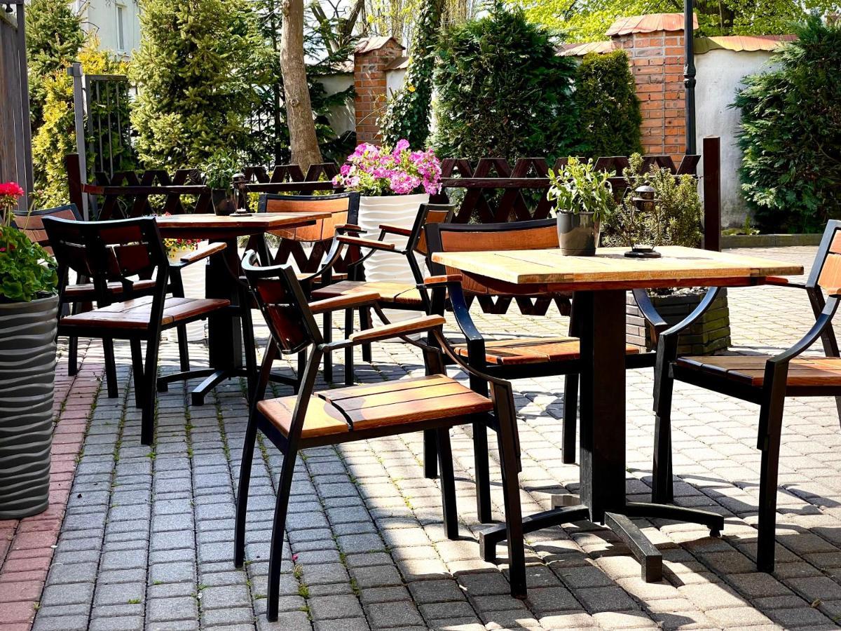 Hotel Dowhan Nowe Eksteriør bilde